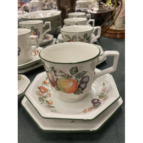 103 - A JOHNSON BROS PART DINNER SERVICE TO INCLUDE DINNER PLATES, BOWLS, CUPS, SAUCERS, SIDE PLATES, AN E... 