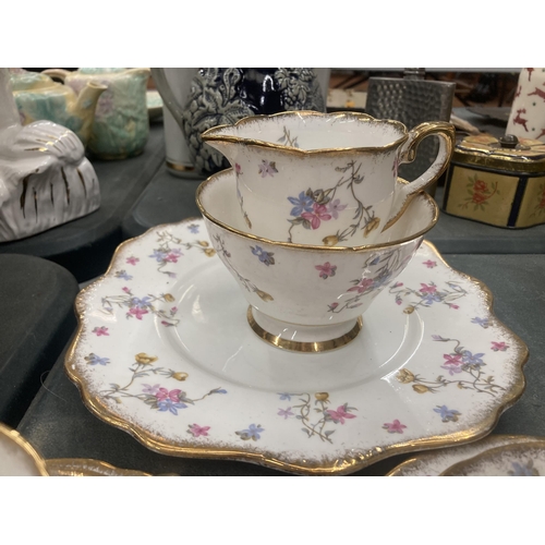 108 - A ROYAL STAFFORD 'VIOLETS POMPADOUR' TEASET TO INCLUDE A CAKE PLATE, CUPS, SAUCERS, SIDE PLATES, SUG... 