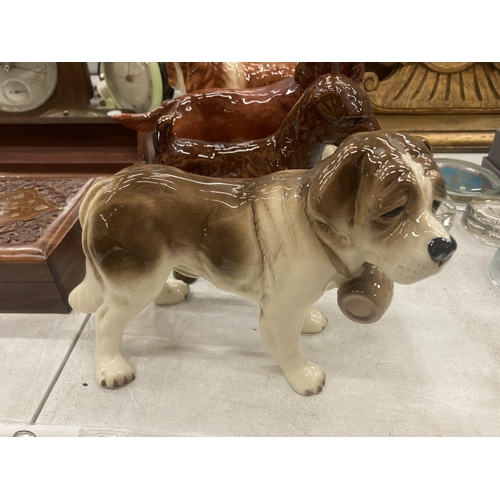 153 - A GROUP OF FOUR COOPERCRAFT CERAMIC DOG FIGURES TO INCLUDE A SPANIEL, RED SETTER, ETC