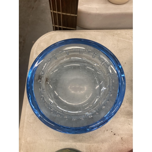 160 - TWO WHITEFRIARS BUBBLE GLASS BOWLS, A MDINA PAPERWEIGHT AND A CRANBERRY GLASS ASHTRAY