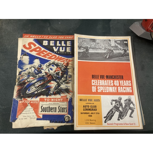 186 - A QUANTITY OF VINTAGE SPEEDWAY HANDBOOKS