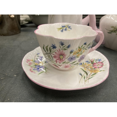 209 - A SHELLEY 'WILD FLOWERS' BREAKFAST SET TO INCLUDE A TEAPOT, HOT WATER POT, SUGAR BOWL, CUP, SAUCER A... 