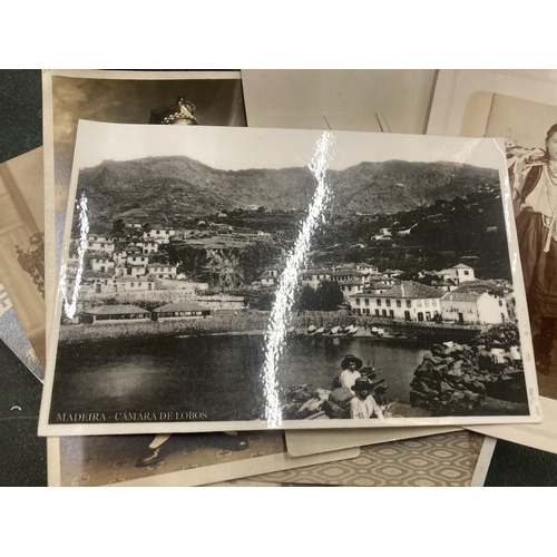 419 - A QUANTITY OF VINTAGE POSTCARDS TO INCLUDE PHOTOGRAPHIC ONES