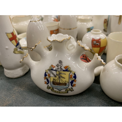 240 - A VERY LARGE QUANTITY OF CRESTED WARE TO INCLUDE GOSS AND ARCADIA