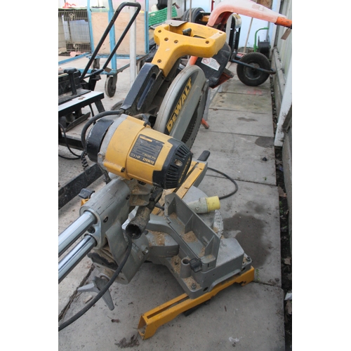 10 - A DEWALT ELECTRIC COMPOUND MITRE SAW - PLUS VAT