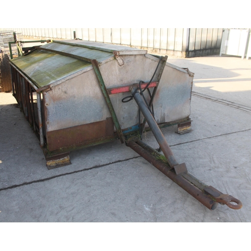 288 - A DOUBLE SIDED LAMB CREEP FEEDER CONVERTED TO BY PORTABLE WITH DRAW BAR AND HYDRAULIC LIFTING WHEELS... 