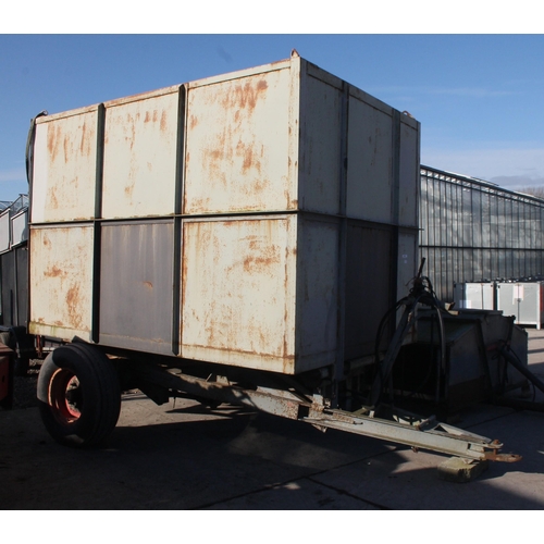 290 - A SINGLE AXEL HYDRAULIC TIPPING TRAILER NO VAT