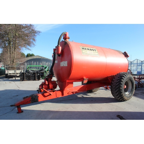 290A - HERBST 1350 GALLON SLURRY TANK PTO IN THE PAY OFFICE (Retirement Sale) + VAT