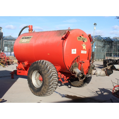 290A - HERBST 1350 GALLON SLURRY TANK PTO IN THE PAY OFFICE (Retirement Sale) + VAT