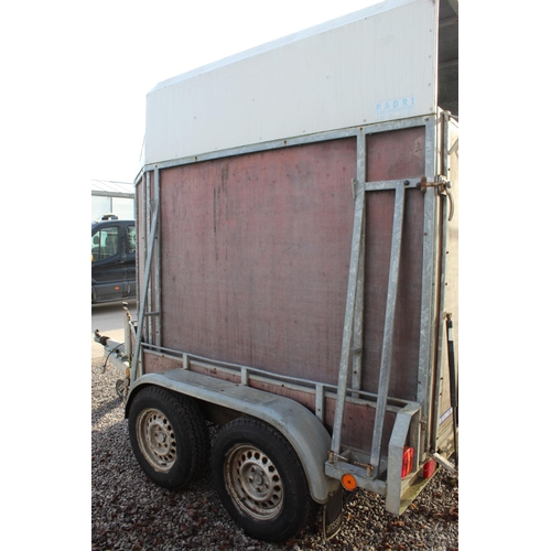 298 - HORSE TRAILER WITH LIFT-OFF BODY   PLUS VAT