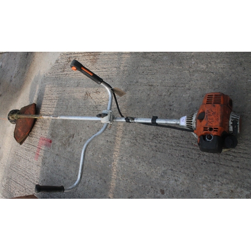 72 - A STHIL FS80 STRIMMER NO VAT