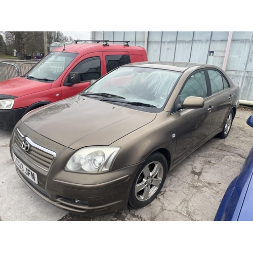 162 - A TOYOTA AVENSIS T3-X LC03 JFN  APPROX 59000 MILES PETROL STARTS & RUNS FIRST REG 28/04/03 NO MOT WH... 