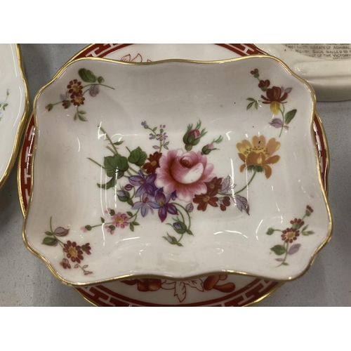 162 - A QUANTITY OF ROYAL CROWN DERBY 'DERBY POSIES' TO INCLUDE PIN TRAYS, A BOWL, CRUET, ETC PLUS A QUANT... 