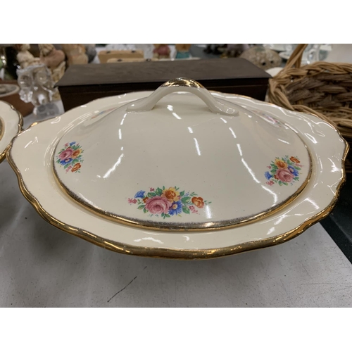 448 - A QUANTITY OF VINTAGE GRINDLEY 'CREAM PETAL DINNERWARE TO INCLUDE SERVING TUREENS, VARIOUS SIZES OF ... 