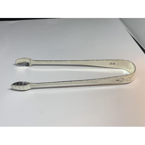 588 - A PAIR OF GEORGIAN SILVER SUGAR TONGS