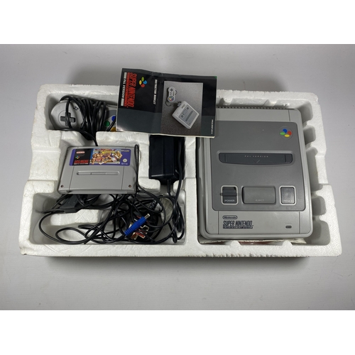 312 - A BOXED RETRO SUPER NINTENDO ENTERTAINMENT SYSTEM STREET FIGHTER II TURBO PAL VERSION CONSOLE