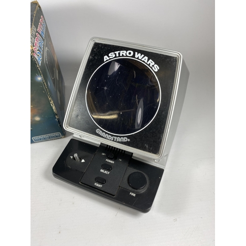 318 - A BOXED RETRO GRANDSTAND ASTRO WARS GAME