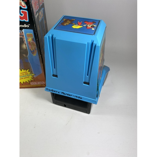 319 - A BOXED RETRO 1981 NINTENDO DONKEY KONG ARCADE GAME