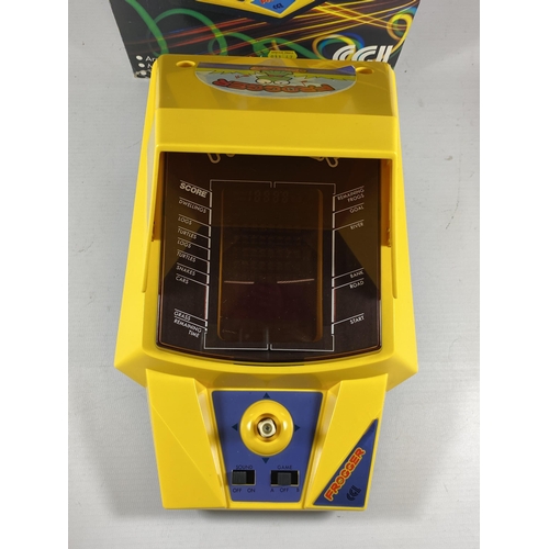 422 - A RETRO BOXED CGL FROGGER ARCADE GAME