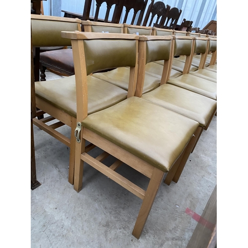 2625 - A SET OF TWELVE RETRO CHAPEL CHAIRS