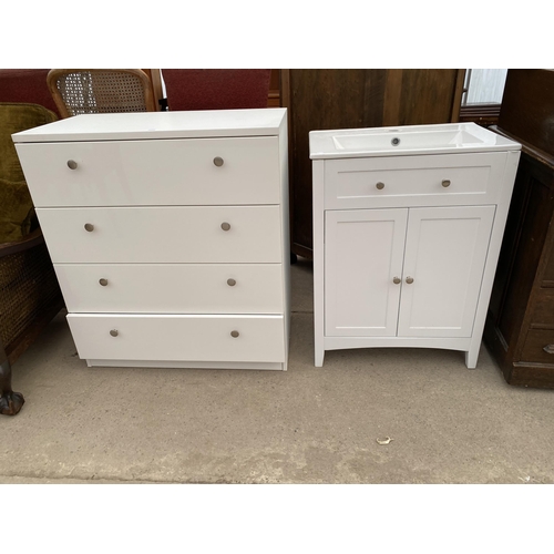 2686 - A WHITE CHEST OF FOUR DRAWERS, 32