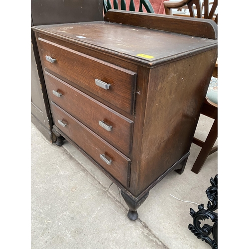 2695 - A MID 20TH CENTURY OAK CHEST OF THREE DRAWERS ON CABRIOLE LEGS, 30