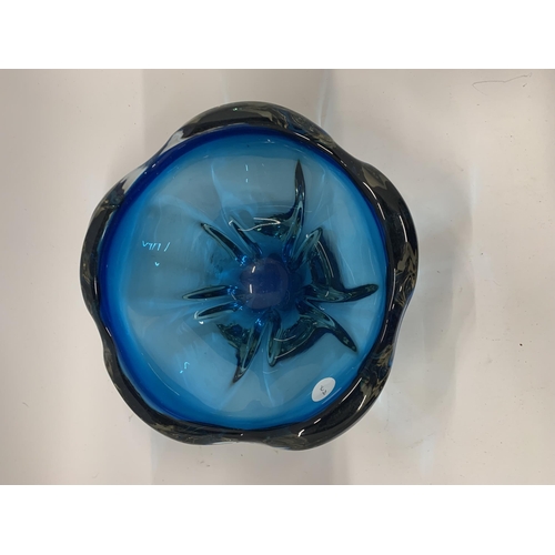 85 - A WHITEFRIARS BLUE ART GLASS 'MOLAR' SHAPE BOWL