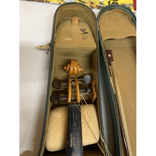 89 - A VINTAGE CASED VIOLIN