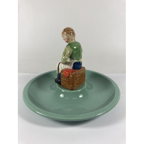 726 - A BESWICK TIMPSONS FINE SHOES DISH