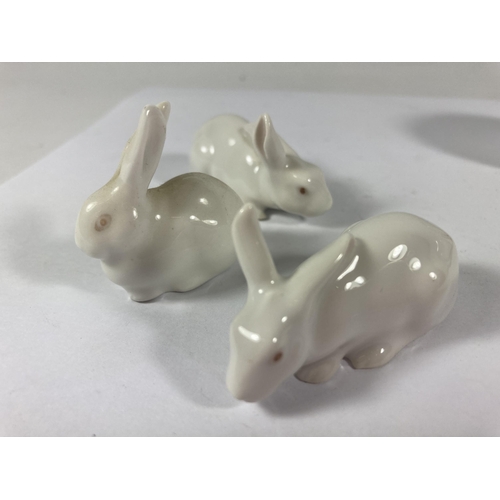 728 - FIVE ITEMS TO INCLUDE A BESWICK WHITE RAT, WHITE RABBIT AND THREE COPENHAGEN RABBITS