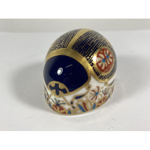 739 - A ROYAL CROWN DERBY BLUE LADYBIRD WITH GOLD STOPPER