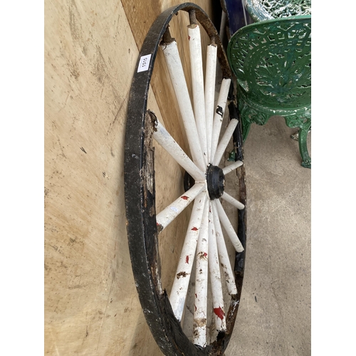 1515 - A METAL BANDED CART WHEEL WITH WOODEN SPOKES (D:102CM)