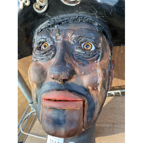 1544 - A VINTAGE FORTUNE TELLERS HEAD PROP