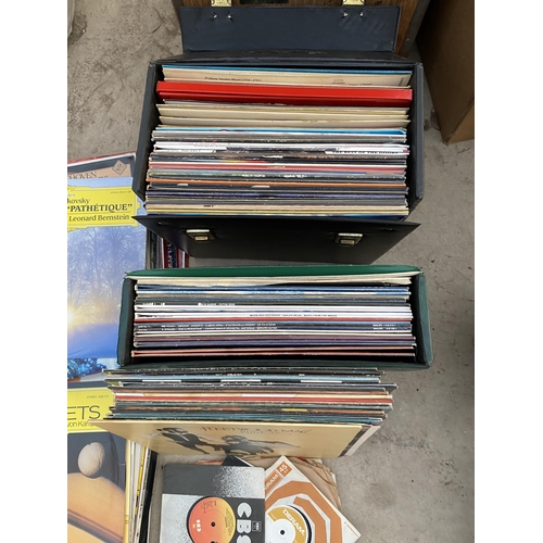 1625 - A LARGE ASSORTMENT OF LP RECORDS