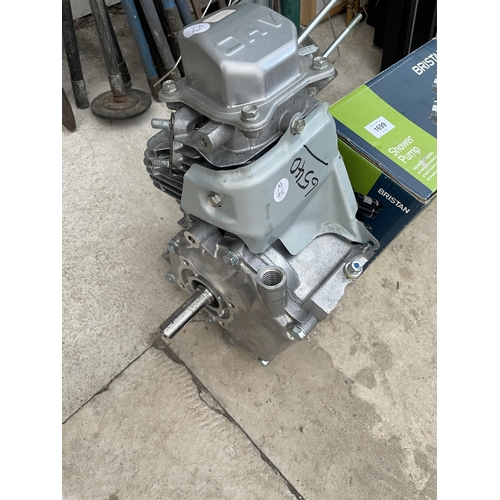 1699 - A HONDA OHV ENGINE AND A BOXED BRISTAN SHOWER PUMP