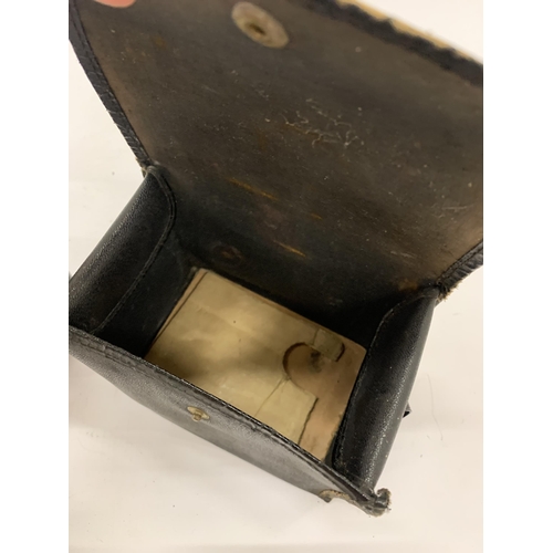 180 - A VINTAGE KODAK SIX-20 'BROWNIE D IN A CASE