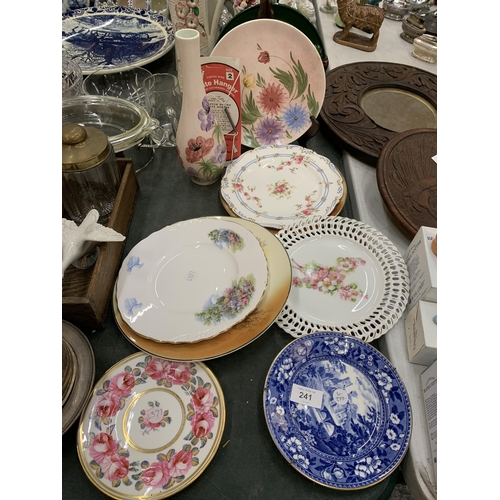 241 - A QUANTITY OF PLATES TO INCLUDE ROYAL DOULTON AND COALPORT