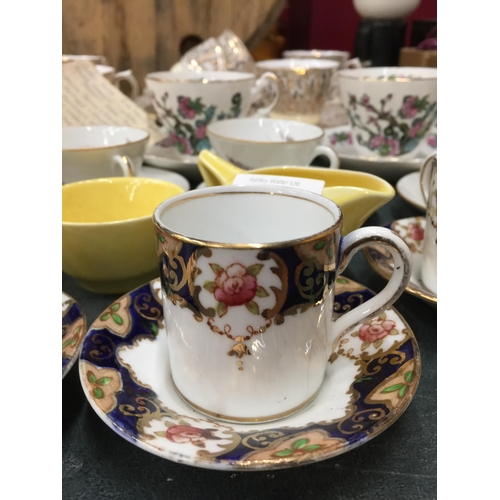 1001 - A LARGE QUANTITY OF CUPS, SAUCERS AND SIDE PLATES TO INCLUDE PORCELAINE DU BERRY, LIMOGES, ARGYLE CH... 