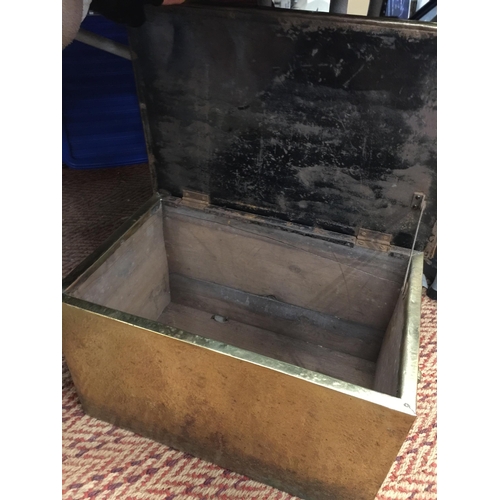 1011 - A LARGE BRASS SLIPPER/COAL BOX WITH HANDLES HEIGHT 31CM, WIDTH 51CM, DEPTH 34CM