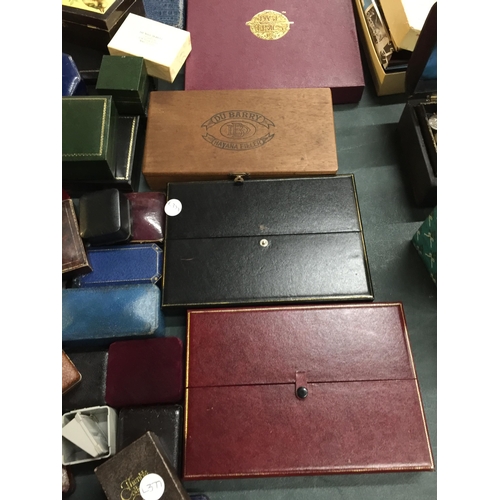 1104 - A LARGE COLLECTION OF VINTAGE JEWELLERY BOXES