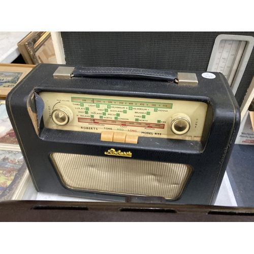 1106 - A COLLECTION OF VINTAGE RADIOS TO INCLUDE A WOODEN CASED CLARK AND SMITH, ROBERTS AND A BAKOLITE ULT... 