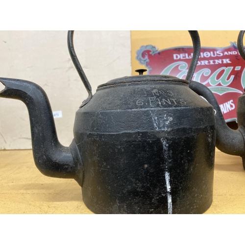 972 - TWO VINTAGE CAST IRON KETTLES - ONE WITH MISSING LID