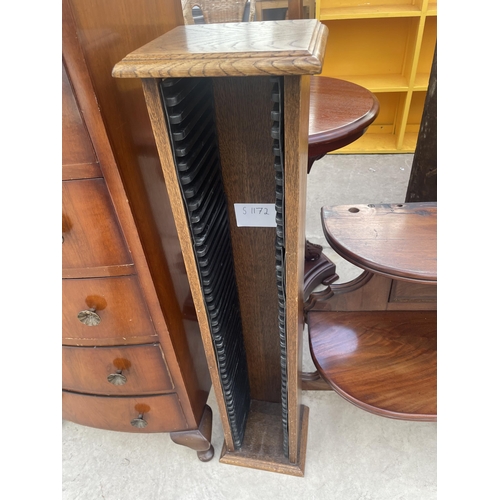 2768 - A MID 20TH CENTURY WALNUT BOWFRONTED CHEST OF SIX DRAWERS ON CABRIOLE LEG, 18