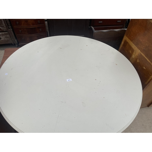 2772 - A PAINTED DINING TABLE ON QUATREFOIL BASE WITH SUBSTANTIAL CARVED COLUMN - 46.5