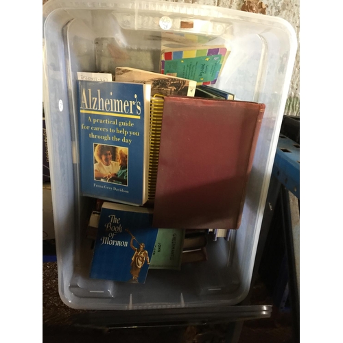 1063 - A LARGE QUANTITY OF BOOKS TO INCLUDE ART, HISTORIC, ANTIQUE GUIDES, MILITARY, NOVELS, ETC - 3 BOXES