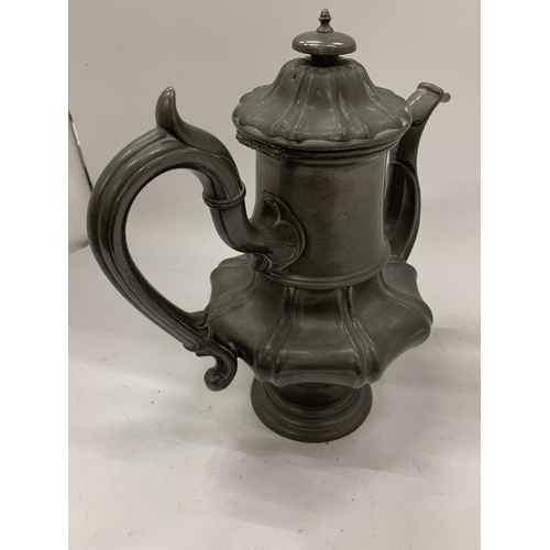 146 - A DECORATIVE VINTAGE PEWTER COFFEE POT HEIGHT 27CM