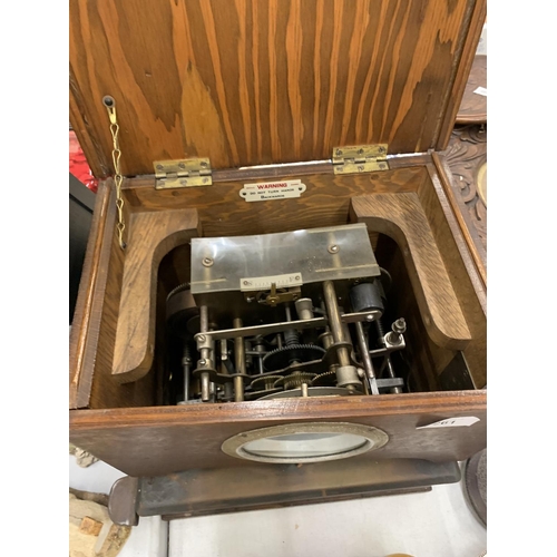 261 - A VINTAGE 'BLICK TIME RECORDERS' CLOCKING IN CLOCK IN A MAHOGANY CASE