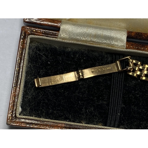 509 - A VINTAGE CASED MARVIN LADIES 9CT YELLOW GOLD CASE & STRAP WATCH, GROSS WEIGHT 14.46G