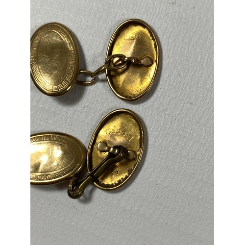 684 - A PAIR OF 9CT YELLOW GOLD CUFFLINKS, WEIGHT 2.46G