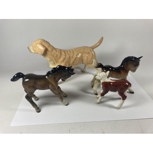 717 - FOUR CERAMIC ANIMALS TO INCLUDE A ROYAL DOULTON RETRIEVER, A BESWICK FOAL, MIDWINTER FOAL AND A BESW... 